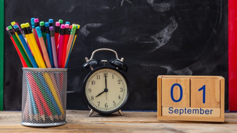 Teachers desk